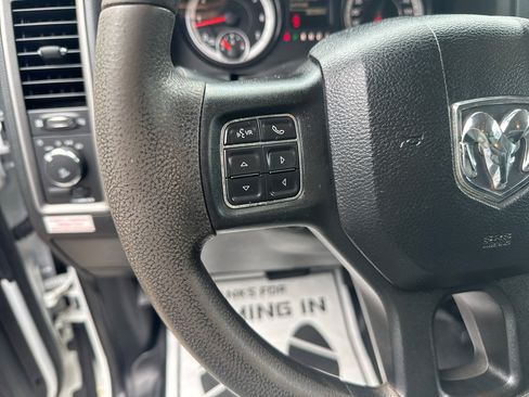 Used 2015 RAM 3500 Tradesman w/ Power & Remote Entry Group image 15