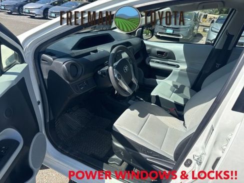 Used 2014 Toyota Prius C One image 7