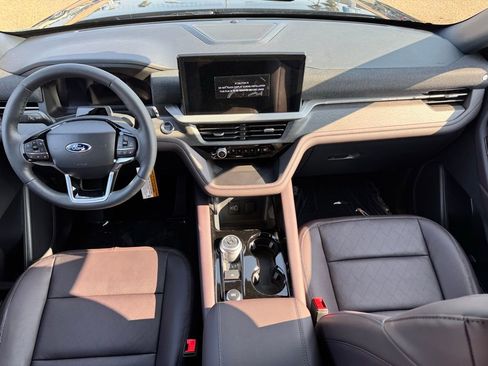 New 2026 Ford Explorer Platinum RWD image 15
