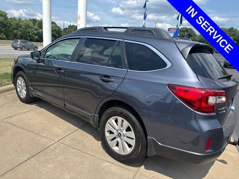 Used 2015 Subaru Outback 2.5i Premium AWD/4WD image 5