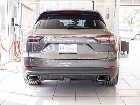 Used 2021 Porsche Cayenne E-Hybrid image 15