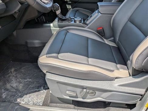 New 2026 Ford Bronco Outer Banks AWD/4WD image 4