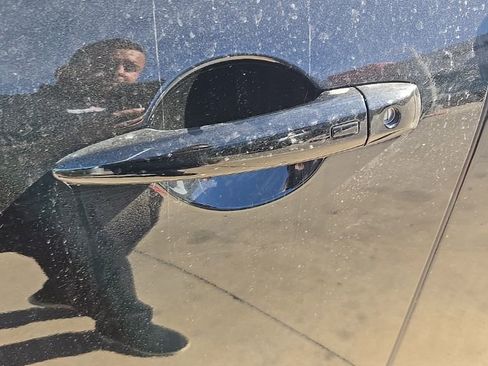 New 2026 Nissan Pathfinder Platinum image 5