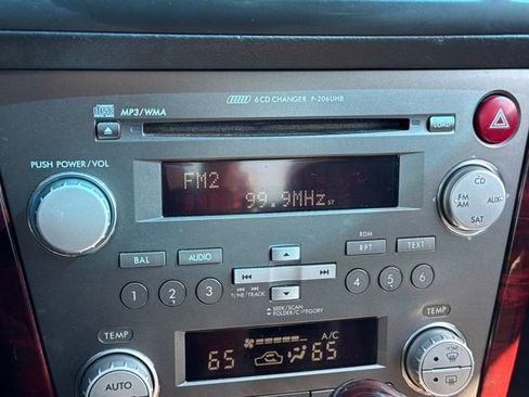 Used 2009 Subaru Legacy 2.5i Limited image 22