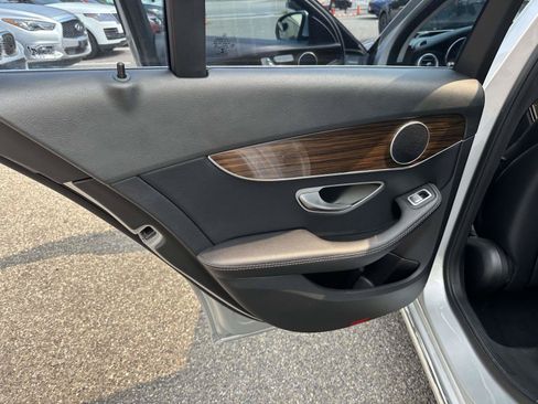 Used 2018 Mercedes-Benz C 300 4MATIC Sedan image 17