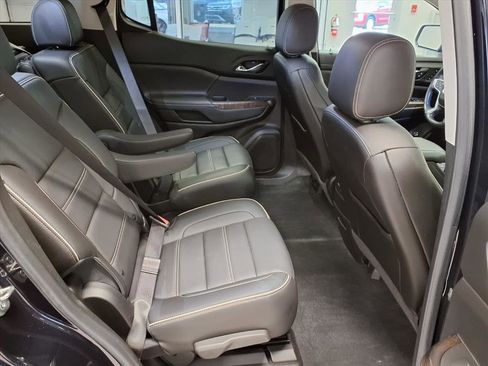 Used 2021 GMC Acadia Denali w/ Denali Technology Package image 14