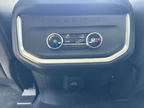 New 2026 Ford Expedition Active image 20