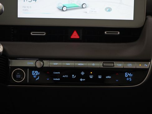 Certified 2024 Hyundai Ioniq 5 Limited image 19