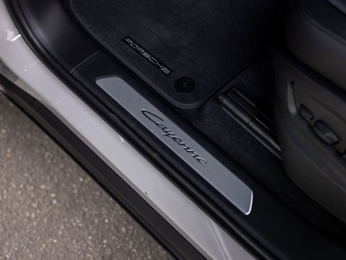 New 2026 Porsche Cayenne image 29