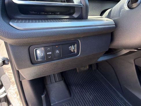 New 2026 Chevrolet Traverse LT w/ Midnight/Sport Edition FWD image 19