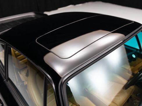 Used 1987 Porsche 911 Carrera image 29