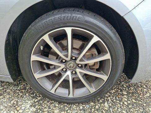 Used 2015 Acura TLX V6 image 9