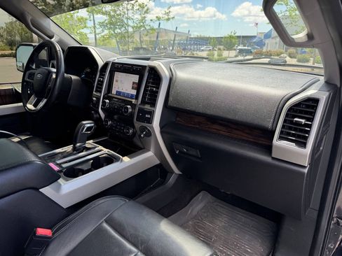 Used 2020 Ford F150 Lariat AWD/4WD image 20