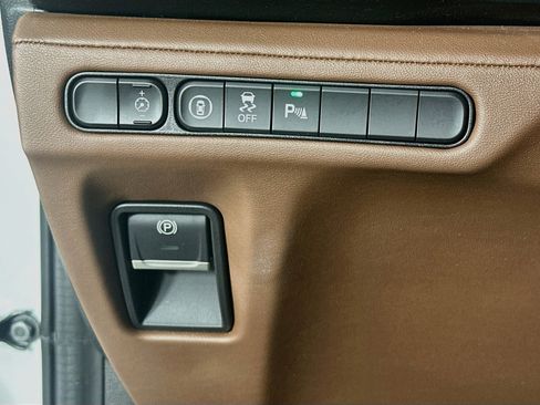 Used 2022 Acura MDX SH-AWD w/ Technology Package image 17