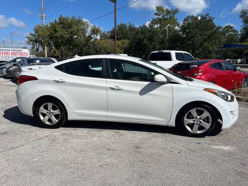 Used 2013 Hyundai Elantra GLS FWD image 4