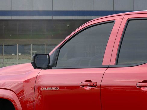 New 2026 Chevrolet Colorado LT w/ LT Convenience Package RWD image 12