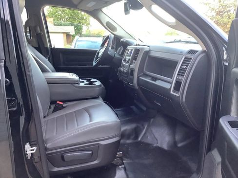 Used 2020 RAM 1500 Tradesman w/ Chrome Appearance Group AWD/4WD image 12