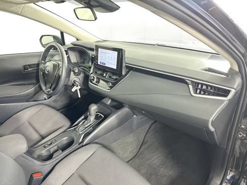 Used 2024 Toyota Corolla LE FWD image 27