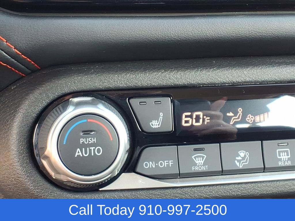 Used 2025 Nissan Versa SR w/ Trunk Package FWD image 17