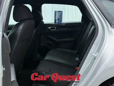 Used 2025 Honda Civic Sport image 12