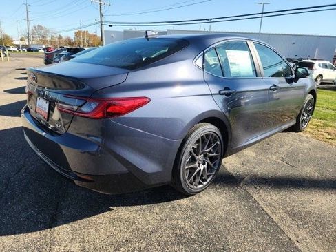 New 2026 Toyota Camry XLE image 8