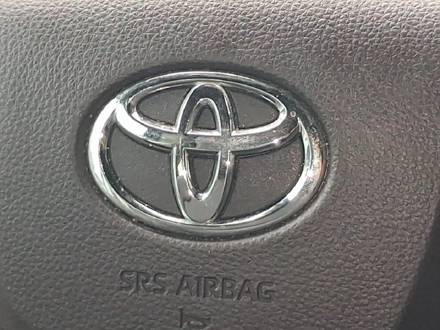 Used 2024 Toyota Sienna Platinum FWD image 13
