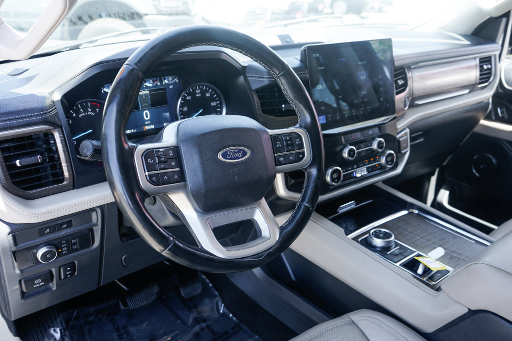Used 2022 Ford Expedition Max Limited RWD image 24