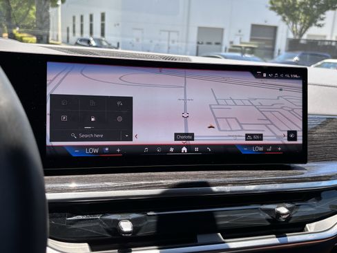 Certified 2026 BMW X7 M60i AWD/4WD image 27