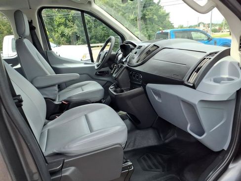 Used 2017 Ford Transit 350 XL RWD image 12