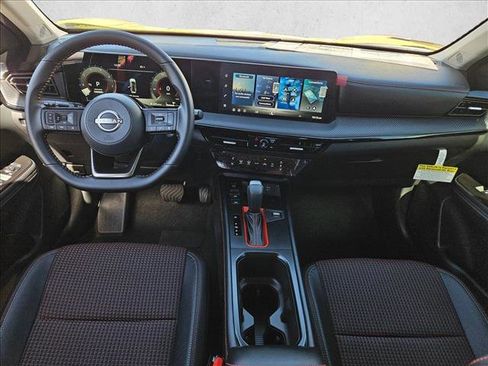 New 2026 Nissan Kicks SR image 12