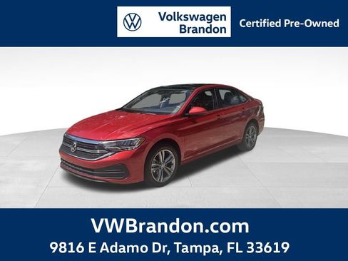 Used 2023 Volkswagen Jetta SE w/ Panoramic Sunroof Package image 1