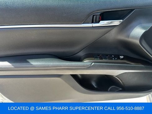 Used 2022 Toyota Camry XSE FWD image 18