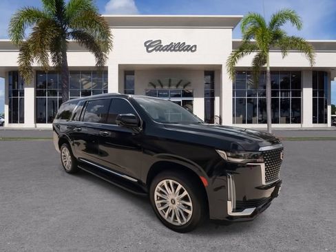 Certified 2023 Cadillac Escalade ESV Luxury RWD image 2