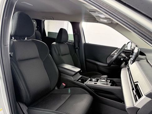 Used 2022 Mitsubishi Outlander ES image 12