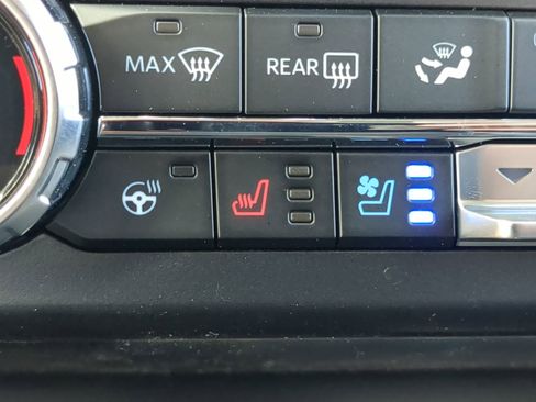 New 2026 Ford F250 Lariat w/ Black Appearance Package image 57