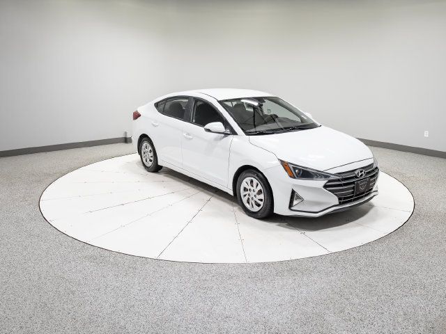 Used 2020 Hyundai Elantra SE w/ Cargo Package (C1) FWD image 25