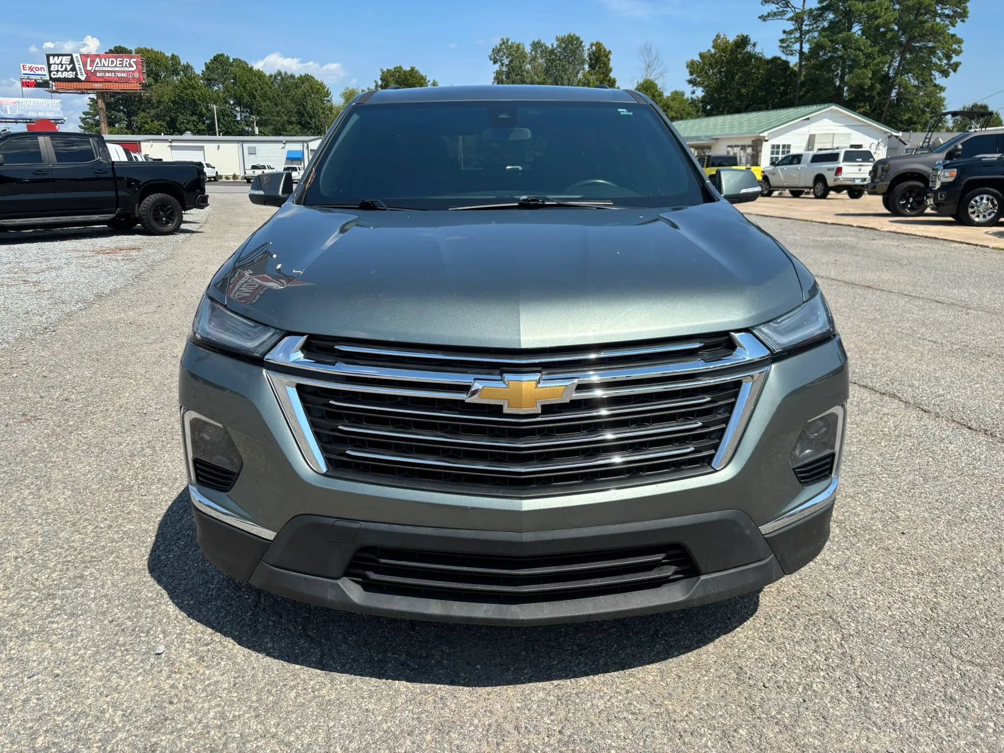 Used 2022 Chevrolet Traverse LT FWD image 8
