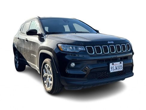 Used 2024 Jeep Compass Latitude AWD/4WD image 14