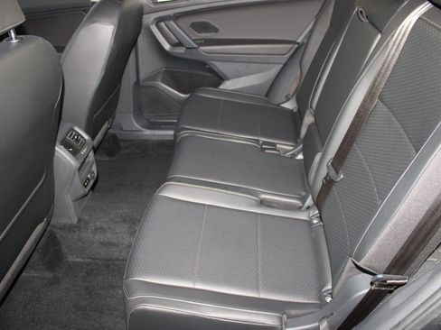 Used 2019 Volkswagen Tiguan SEL image 13