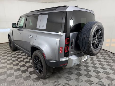 Used 2023 Land Rover Defender 110 S AWD/4WD image 3