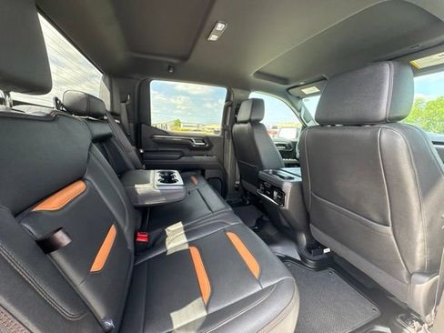 Used 2025 GMC Sierra 1500 AT4 AWD/4WD image 24