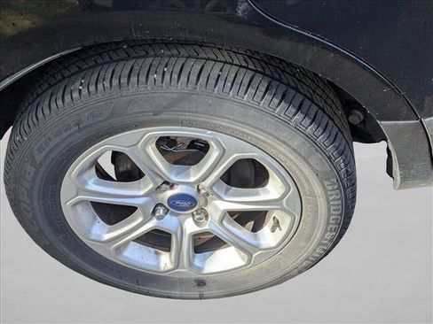 Used 2021 Ford EcoSport SE image 8