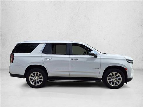 Used 2022 Chevrolet Tahoe Premier RWD image 4