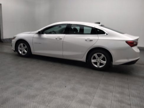 Used 2020 Chevrolet Malibu LS w/ Driver Confidence Package II FWD image 3