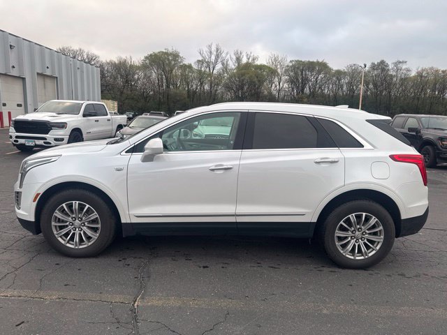 Used 2017 Cadillac XT5 Luxury w/ Driver Awareness Package AWD/4WD image 5