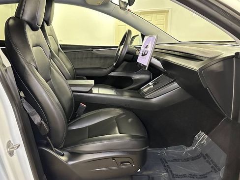 Used 2026 Tesla Model Y Long Range AWD/4WD image 22