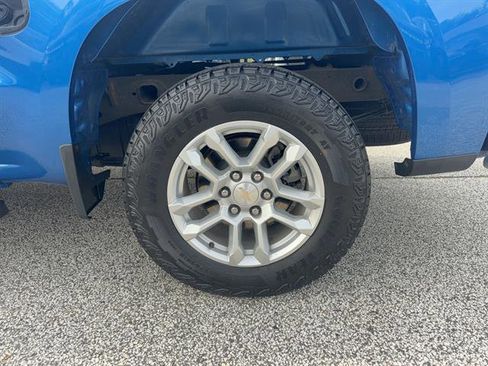 Used 2023 Chevrolet Silverado 1500 LT AWD/4WD image 24