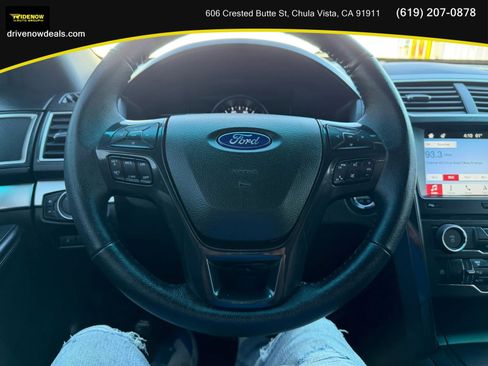 Used 2017 Ford Explorer XLT w/ Equipment Group 202A FWD image 24