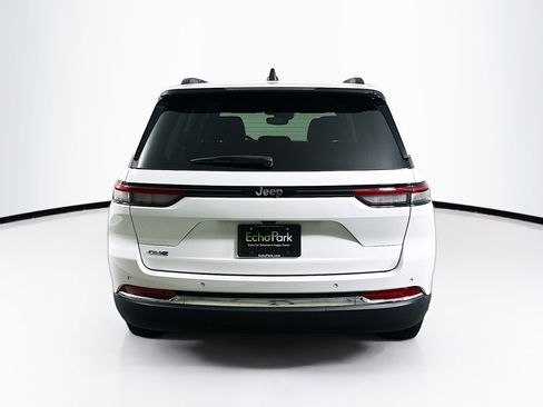 Used 2023 Jeep Grand Cherokee 4WD 4xe image 7