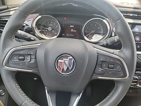 Used 2022 Buick Encore GX Select w/ Sport Touring Package FWD image 17